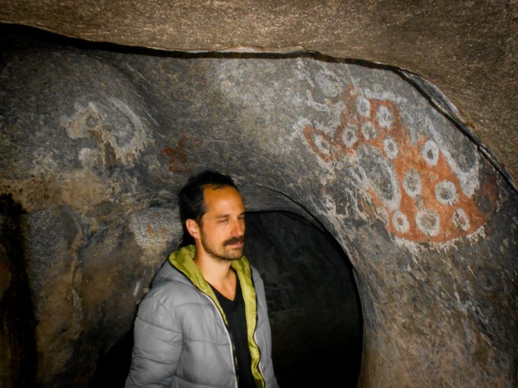 Julián de Almeida - cueva El Hornero - La Tunita